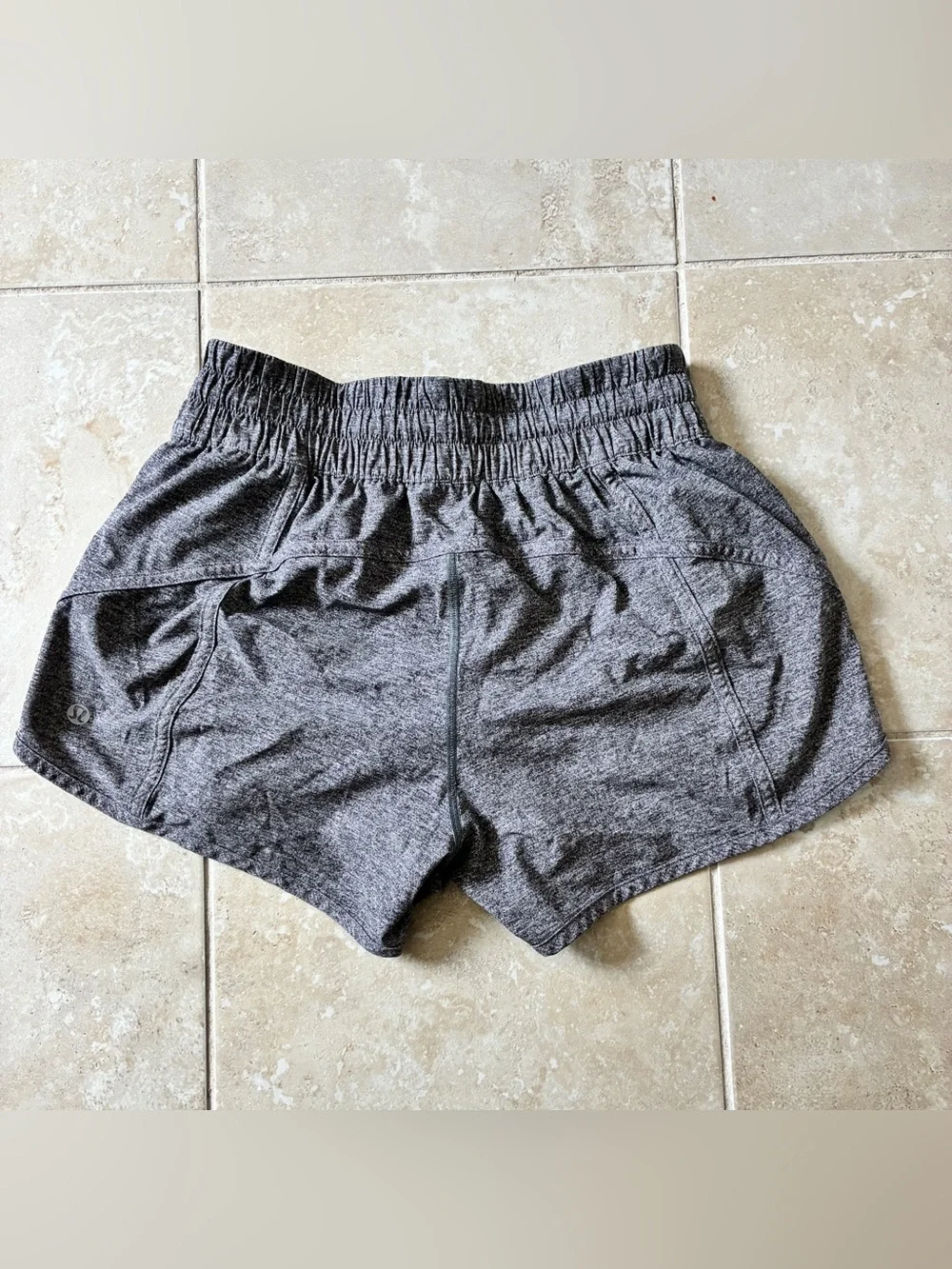 lululemon athletica dig into